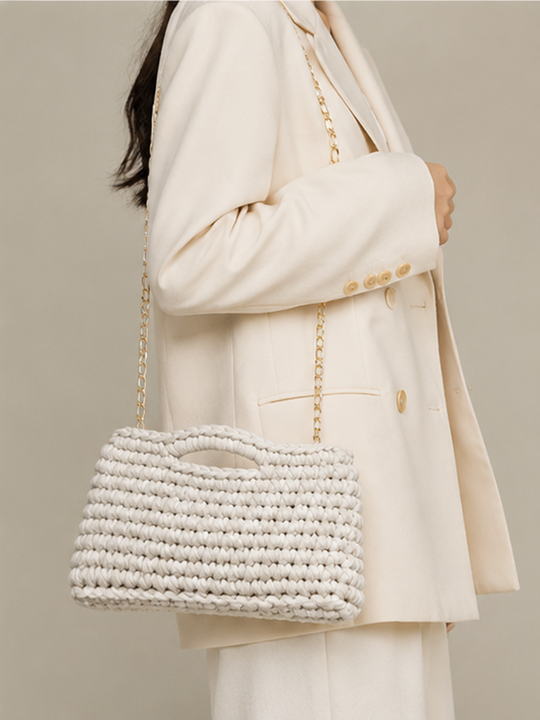 Crochet Clutch Bag with Gold Chain Strap – Elegant Minimalist Crossbody Purse